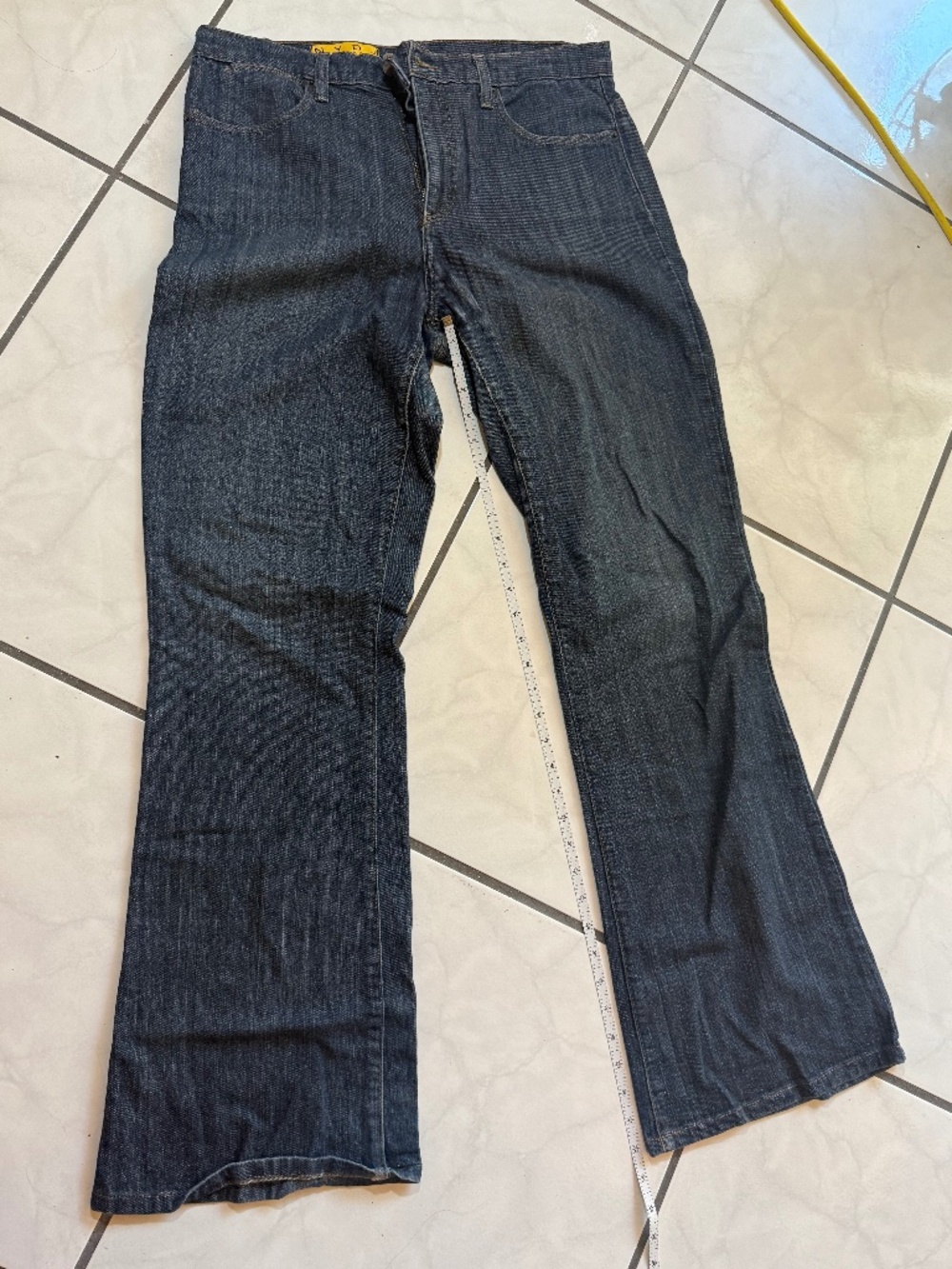 NYDJ VINTAGE SIZE 10 TUMMY TUCK JEANS
